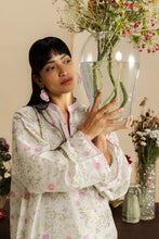 Load image into Gallery viewer, Buy Zaha by KHADIJAH SHAH  Collection 2025 Online at Great Price! Available For Next Day Delivery in UK, France &amp; Germany. Zaha dresses created by Khadija Shah from Pakistan &amp; for SALE in the UK, USA, Manchester &amp; London. Book now ready to wear &amp; unstitched