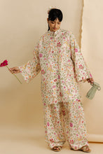 Load image into Gallery viewer, Buy Zaha by KHADIJAH SHAH  Collection 2025 Online at Great Price! Available For Next Day Delivery in UK, France &amp; Germany. Zaha dresses created by Khadija Shah from Pakistan &amp; for SALE in the UK, USA, Manchester &amp; London. Book now ready to wear &amp; unstitched