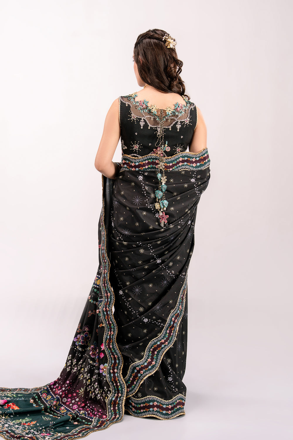 Buy Qalamkar Luxury Silk '26 Dress This winter wedding can be beautifully flaunted with our Qalamkar Collection. We have other Pakistani dress IN USA of Maria B Sana Safinaz PAKISTANI BRIDAL DRESS We can deliver unstitched/customized dresses like PAKISTANI BOUTIQUE DRESSES in UK USA from Lebaasonline