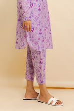 Load image into Gallery viewer, Buy Zaha by KHADIJAH SHAH  Collection 2025 Online at Great Price! Available For Next Day Delivery in UK, France &amp; Germany. Zaha dresses created by Khadija Shah from Pakistan &amp; for SALE in the UK, USA, Manchester &amp; London. Book now ready to wear &amp; unstitched