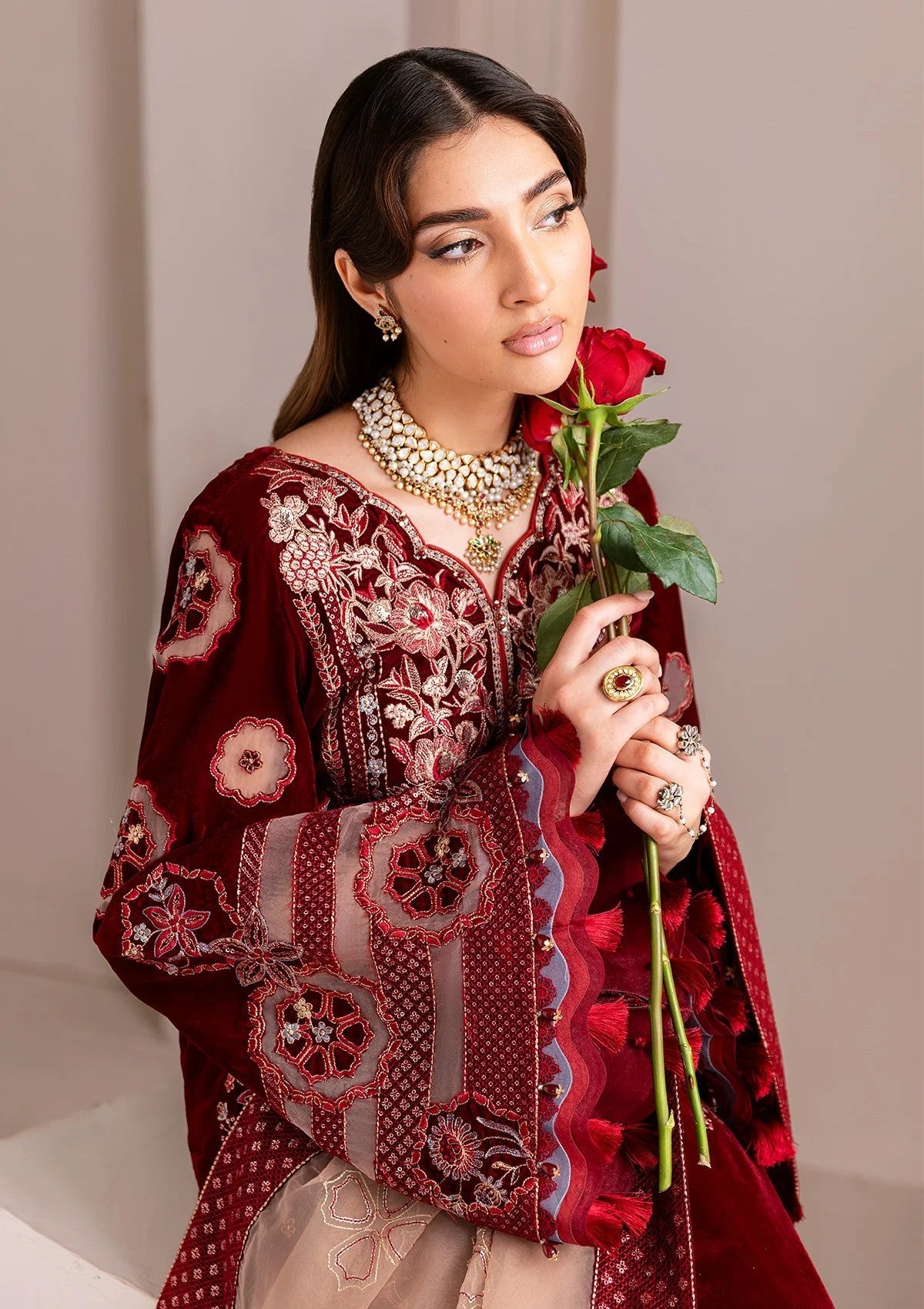 Buy Alizeh-Makhmal 25 | Luxury Velvet - AF-VLT#2226- Luxury VELVET. Online at Great Price! Available For UK, France & Germany. Baroque dresse from Pakistan & for SALE in the UK, USA, Manchester & London. Book now ready to wear & unstitched. Shop Wedding, festive, summer or winter branded outfits from Lebaasonline 