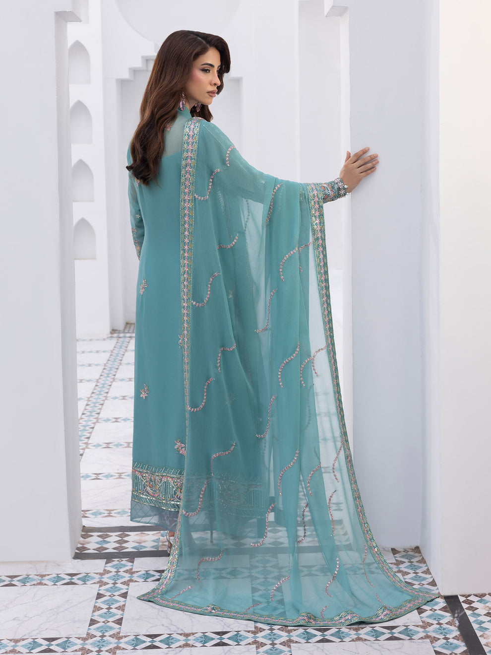 GULAAL | Maeri Luxury Chiffion '26 | Desir Pakistani designer dress is available @lebaasonline. The Pakistani Wedding dresses of Maria B, Gulaal can be customized for Bridal/party wear. Get express shipping in UK, USA, France, Germany for Asian Outfits USA. Maria B Sale online can be availed here!!