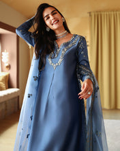 Load image into Gallery viewer, MUSHQ | Zarminay | Luxury Pret- Auren