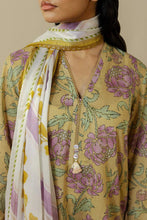 Load image into Gallery viewer, Buy Zara Shahjahan | Coco prints Drop III - 2026( MIREYA -5B) Pakistani Embroidered Clothes For Women at Our Online Designer Boutique UK, Indian &amp; Pakistani Wedding dresses online UK, Asian Clothes UK Jazmin Suits USA, Baroque Chiffon Collection 2026 &amp; Eid Collection Outfits in USA on express shipping available @ Lebaasonline.