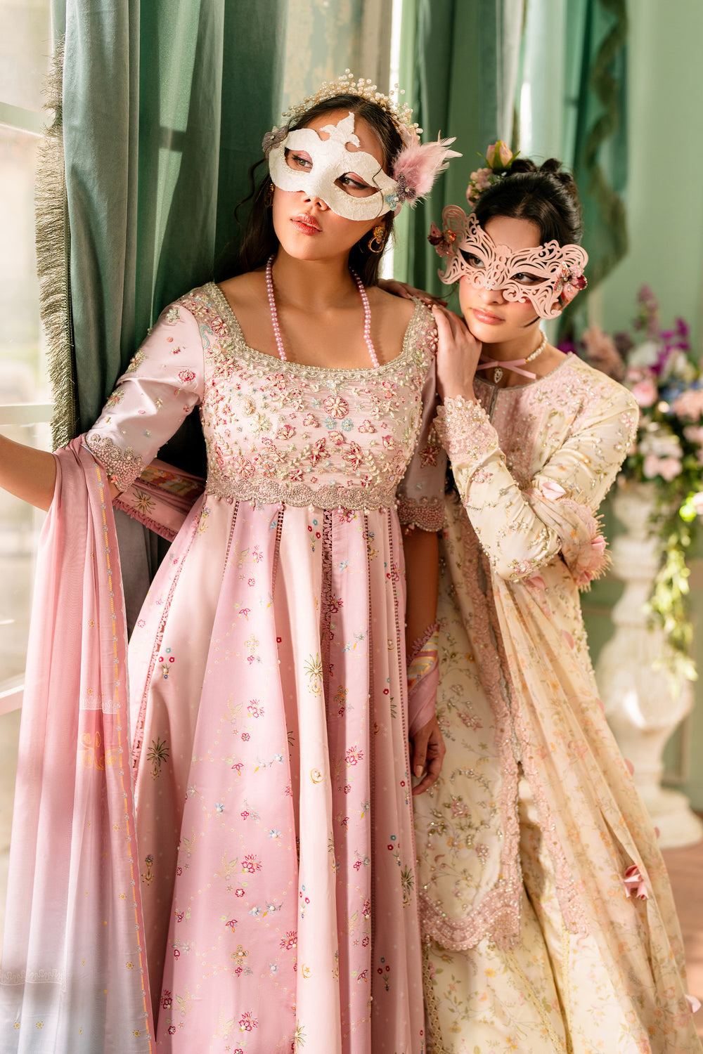 Buy Qalamkar Luxury Silk '26 Dress This winter wedding can be beautifully flaunted with our Qalamkar Collection. We have other Pakistani dress IN USA of Maria B Sana Safinaz PAKISTANI BRIDAL DRESS We can deliver unstitched/customized dresses like PAKISTANI BOUTIQUE DRESSES in UK USA from Lebaasonline