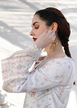 Load image into Gallery viewer, BUY NEW QALAMKAR | LUXURY LAWN’23 exclusive collection of QALAMKAR WEDDING LAWN COLLECTION 2023 from our website. We have various PAKISTANI DRESSES ONLINE IN UK,  QALAMKAR LUXURY FORMALS &#39;23. Get your unstitched or customized PAKISATNI BOUTIQUE IN UK, USA, FRACE , QATAR, DUBAI from Lebaasonline at SALE!