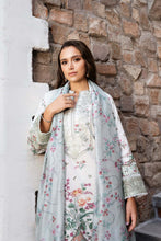 Load image into Gallery viewer, Buy Afrozeh | Damask the holiday edit&#39;25  exclusive collection of Afrozeh | Meharbano WEDDING COLLECTION 2025 from our website. We have various PAKISTANI DRESSES ONLINE IN UK,Afrozeh . Get your unstitched or customized PAKISATNI BOUTIQUE IN UK, USA, FRACE , QATAR, DUBAI from Lebaasonline @SALE
