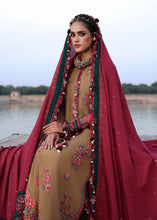 Load image into Gallery viewer, Hussain Rehar Karandi 2025 LEBAASONLINE Available on our website. We have exclusive variety of PAKISTANI DRESSES ONLINE. This wedding season get your unstitched or customized dresses from our PAKISTANI BOUTIQUE ONLINE. PAKISTANI DRESSES IN UK, USA,  Lebaasonline at SALE price!