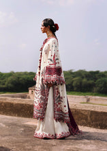 Load image into Gallery viewer, Hussain Rehar Karandi 2025 LEBAASONLINE Available on our website. We have exclusive variety of PAKISTANI DRESSES ONLINE. This wedding season get your unstitched or customized dresses from our PAKISTANI BOUTIQUE ONLINE. PAKISTANI DRESSES IN UK, USA,  Lebaasonline at SALE price!
