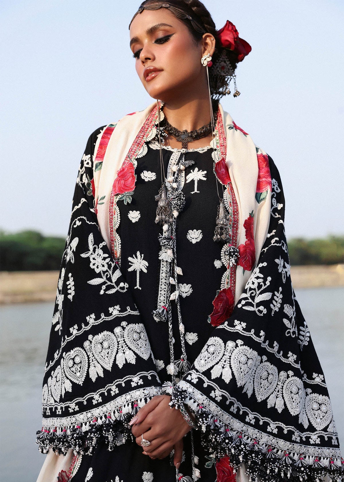 Hussain Rehar Karandi 2025 LEBAASONLINE Available on our website. We have exclusive variety of PAKISTANI DRESSES ONLINE. This wedding season get your unstitched or customized dresses from our PAKISTANI BOUTIQUE ONLINE. PAKISTANI DRESSES IN UK, USA,  Lebaasonline at SALE price!
