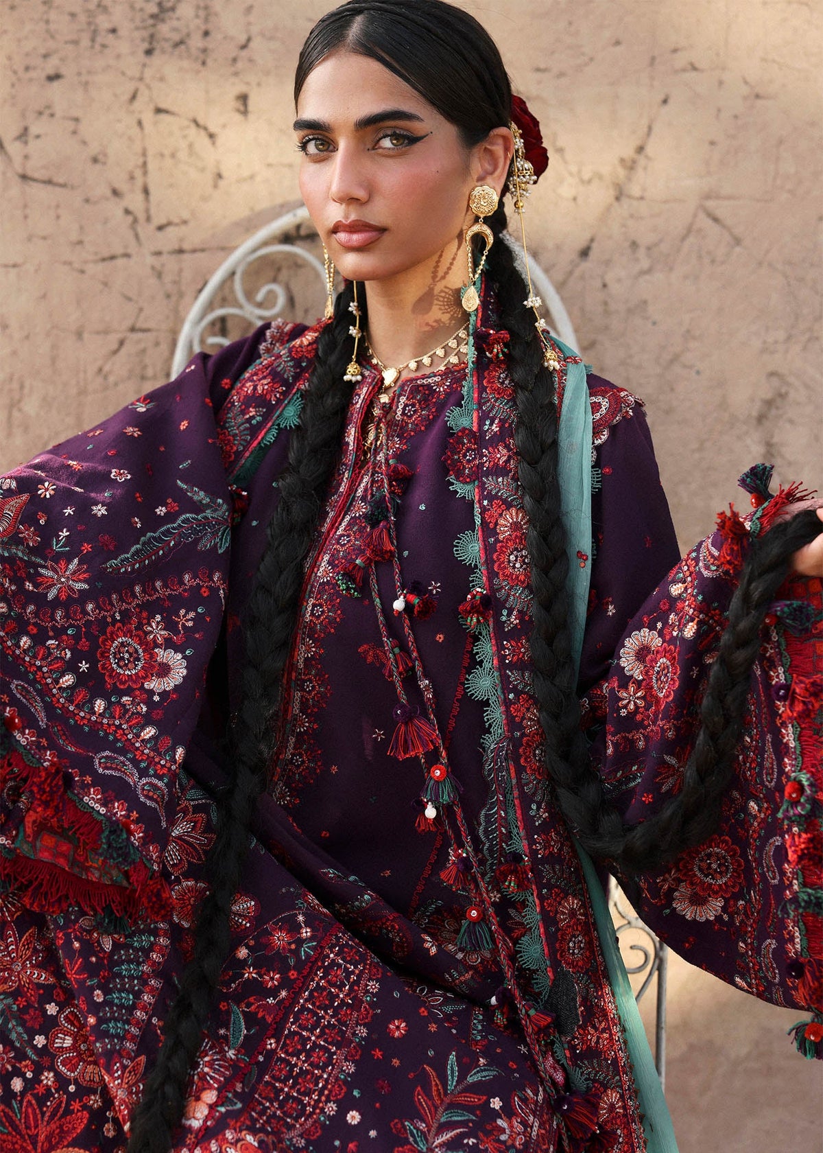 Hussain Rehar Karandi 2025 LEBAASONLINE Available on our website. We have exclusive variety of PAKISTANI DRESSES ONLINE. This wedding season get your unstitched or customized dresses from our PAKISTANI BOUTIQUE ONLINE. PAKISTANI DRESSES IN UK, USA,  Lebaasonline at SALE price!