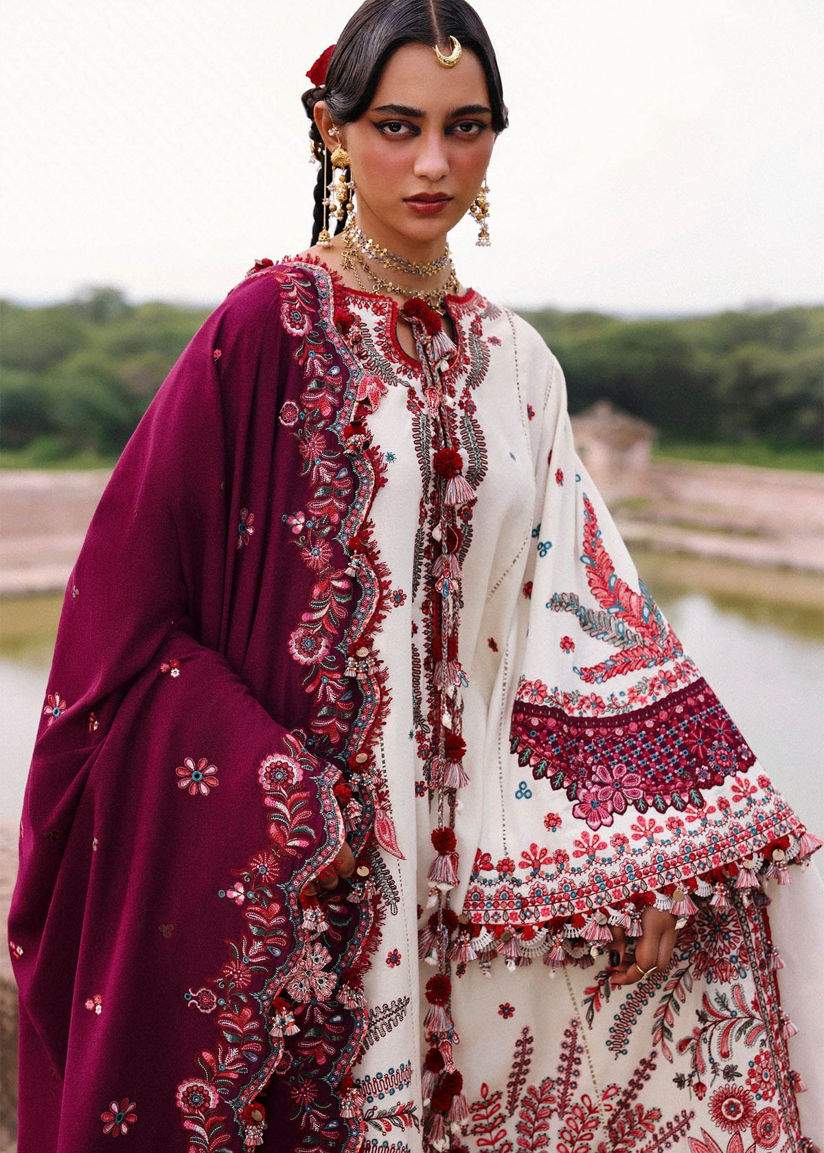 Hussain Rehar Karandi 2025 LEBAASONLINE Available on our website. We have exclusive variety of PAKISTANI DRESSES ONLINE. This wedding season get your unstitched or customized dresses from our PAKISTANI BOUTIQUE ONLINE. PAKISTANI DRESSES IN UK, USA,  Lebaasonline at SALE price!