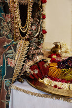 Load image into Gallery viewer, MOHSIN NAVEED RANJHA | BASGUL WEDDING COLLECTION 2023 - SAGAR KINARE Pakistani Wedding Dresses Collection for the very best in unique or custom, luxury chiffon silk dresses from our women&#39;s clothing shop UK. Explore the MNR Luxury Wedding Lehenga, Unstitched &amp; Stitched Ready Made Clothing Online in UK USA and Canada  at Lebaasonline