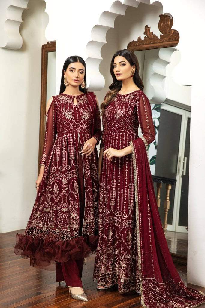 Buy Alizeh Embroidered Chiffon Royale De Luxe Collection | Victoire from our official website. We are largest stockist of Pakistani Embroidered Chiffon Eid Collection 2021 Buy this Eid dresses from Alizeh Chiffon 2021 unstitched/stitched. This Eid buy NEW dresses in UK USA Manchester from latest suits on Lebaasonline