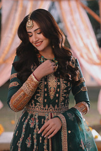 QALAMKAR MASTANI | LUXURY FORMALS'23 exclusive collection of QALAMKAR WEDDING COLLECTION 2023 from our website. We have various PAKISTANI DRESSES ONLINE IN UK,  QALAMKAR LUXURY FORMALS '23. Get your unstitched or customized PAKISATNI BOUTIQUE IN UK, USA, FRACE , QATAR, DUBAI from Lebaasonline at SALE!