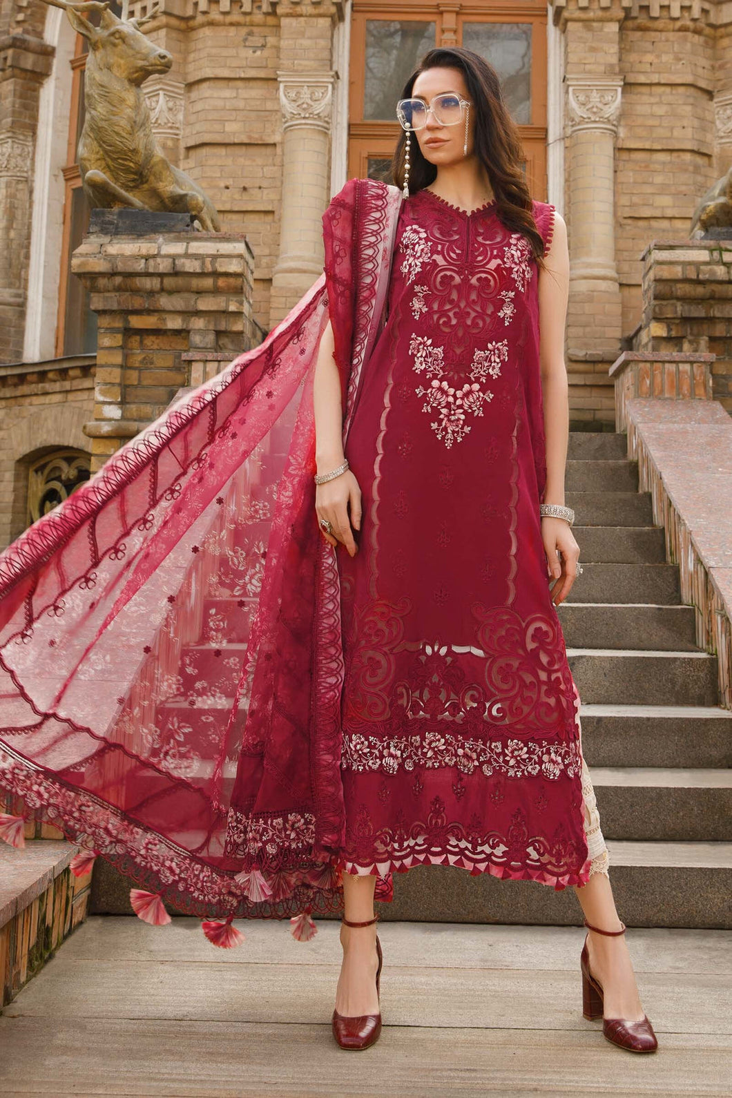 Buy New MARIA B | SPRING SUMMER LAWN 2023 at Lebaasonline. Discover Maria B Pakistani Fashion Clothing USA that matches to your style for this winter. Shop today Pakistani Wedding, Summer, Winter dresses UK on discount price! Get express shipping in Belgium, UK, USA, UAE, Duabi, France at Lebaasonline in SALE!