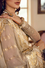 Load image into Gallery viewer, AFROZEH LA FUCHSIA WEDDING COLLECTION &#39;22 | EVELINE