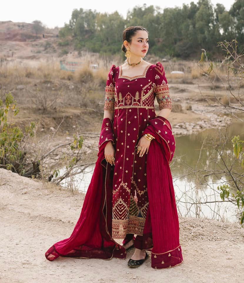 Buy QALAMKAR MIRAHIL LUXURY LAWN LEILA Scarlet Red Lawn Dresses online UK @lebaasonline. The Pakistani wedding dresses online UK include various brands such as Maria B, Qalamkar wedding dress 22 The dresses can be customized  for Evening, Party Wear in Indian Bridal dresses online UK USA France with express shipping