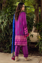 Load image into Gallery viewer,  SANA SAFINAZ | Muzlin Winter’21 Pink Muzlin Collection of Sana Safinaz is exclusively available @lebaasonline. The Pakistani dresses online UK available for party/evening wear with customization at doorstep. The Bridal dresses online USA for this wedding can be flaunt with Maria B collection in UK USA at lebaasonline