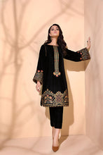 Load image into Gallery viewer, Buy Baroque Pakistani Designer Embroidered Velvet Shawl with discount code and sale price. Shop Pakistani Clothes Online UK- BAROQUE Chiffon for Wedding, Luxury Lawn 2022 Embroidered Chiffon, Velvet Suits, Winter dresses &amp; Bridal Wear &amp; Ready Made Suits for Pakistani Party Wear UK and USA at LebaasOnline.