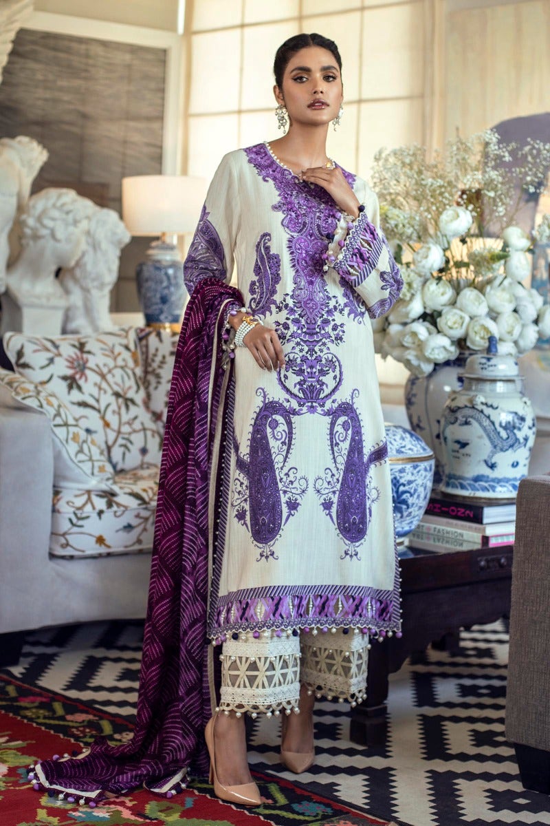  SANA SAFINAZ | Muzlin Winter’21 White Muzlin Collection of Sana Safinaz is exclusively available @lebaasonline. The Pakistani dresses online UK available for party/evening wear with customization at doorstep. The Bridal dresses online USA for this wedding can be flaunt with Maria B collection in UK USA at lebaasonline
