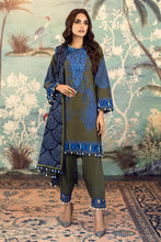 Load image into Gallery viewer,  SANA SAFINAZ | Muzlin Winter’21 Teal Muzlin Collection of Sana Safinaz is exclusively available @lebaasonline. The Pakistani dresses online UK available for party/evening wear with customization at doorstep. The Bridal dresses online USA for this wedding can be flaunt with Maria B collection in UK USA at lebaasonline
