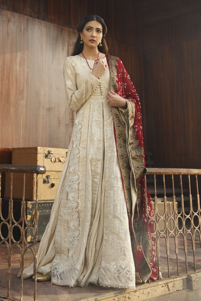 Qalamkar Luxury Festive Lawn 2021 | FX-07 Off White Lawn dress is exclusively suitable for Summer wedding season. Lebasonline is the largest stockist of Pakistani boutique dresses such as Qalamkar Sobia Nazir Maria B various Pakistani Bridal dresses in UK. You can get your outfit customized in UK, USA from Lebaasonline