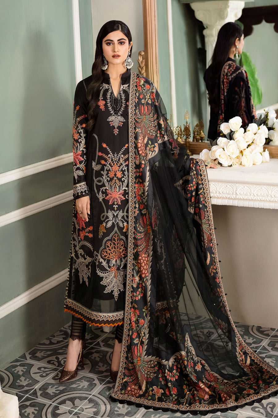 Buy MARIA B SATEEN 2023 PAKISTANI GARARA SUITS ONLINE  USA with customization. We have various brands such as MARIA B WEDDING DRESSES. PAKISTANI WEDDING DRESSES BIRMINGHAM are trending in evening/party wear. MARIA B SALE dresses can be stitched in UK, USA, France, Australia  Lebaasonline in SALE!