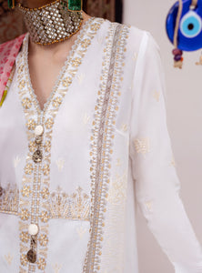 Buy ELAN LAWN 2021 | EL21-15 B (AIYLA) White luxury Lawn for Eid collection from our official website. We are largest stockists of ELAN ORIGINAL SUIT all over the world. The luxury lawn of ELAN PK  is overwhelmed for this Eid outfit The Elan lawn 2021 collection can be bought in USA UK Manchester from Lebaasonline!
