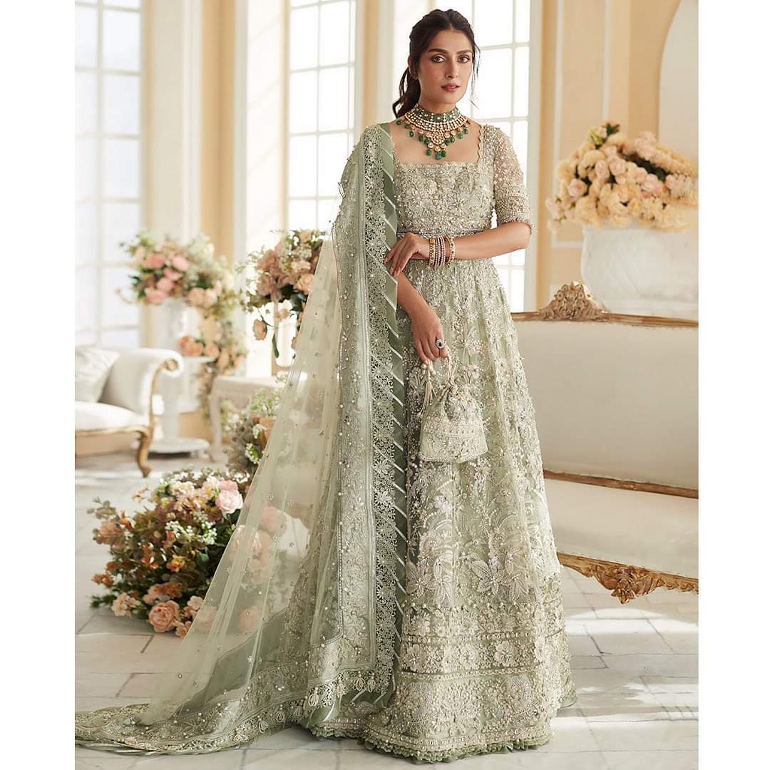 ELAN WEDDING FESTIVE 2023 ARYA EC23 02 LebaasOnline