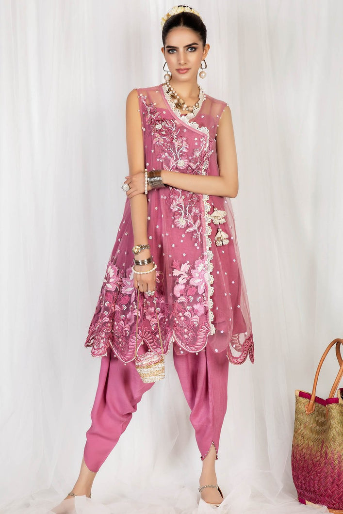 SHIZA HASSAN PRET COLLECTION | MEETHI EID '21- KANWAL Pink Wedding dress is exclusively at our online store. We have a huge variety of collections of Shiza Hassan, Maria b any many other top brands. This Wedding makes yourself look classy with our newest collections Buy Shiza Hassan Pret in UK USA from Lebaasonline