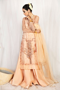 SHIZA HASSAN PRET COLLECTION | MEETHI EID '21- MOTIA Peach Wedding dress is exclusively at our online store. We have a huge variety of collections of Shiza Hassan, Maria b any many other top brands. This Wedding makes yourself look classy with our newest collections Buy Shiza Hassan Pret in UK USA from Lebaasonline