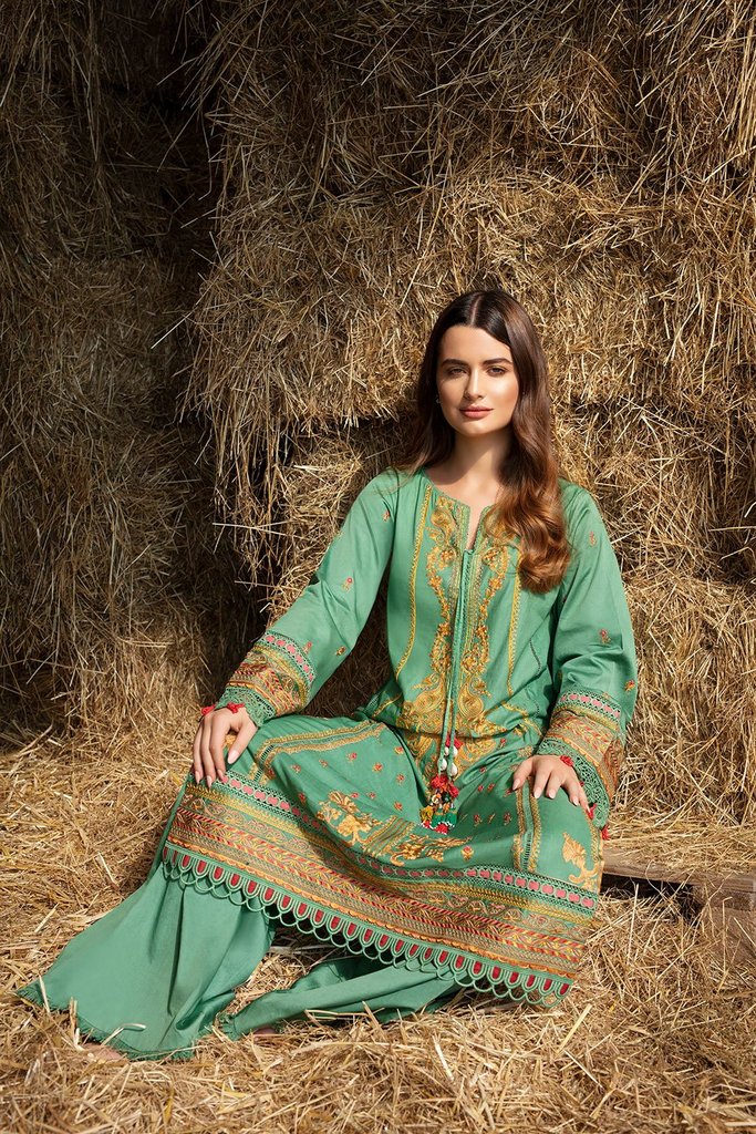 SOBIA NAZIR | PRE-FALL 2021 | PF21-4B Green Lawn Dress available @lebasonline. We have brands such as Maria b, Sana Safinaz, Sobia Nazir for Pakistani bridal dresses online UK. Evening dress can be customized at Pakistani designer boutique online USA at Lebaasonline in UK, USA, France, Birmingham, Austria at SALE! 