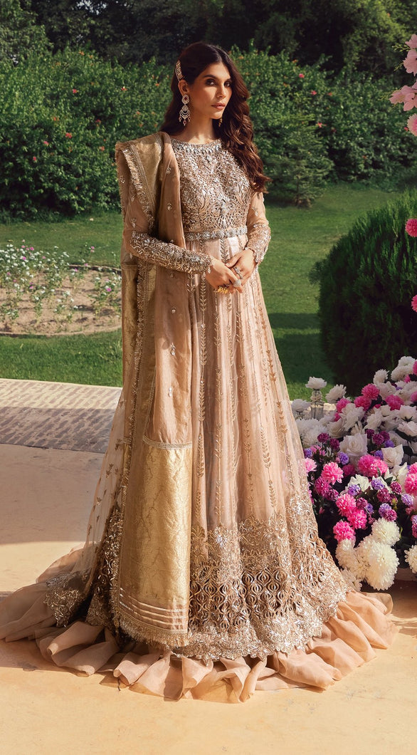 ANAYA BY KIRAN CHAUDHRY | OPULENCE '21 | RADIANCE Golden Wedding Dress for this time wedding season. Various Bridal dresses online USA is available @lebaasonline. Pakistani wedding dresses online UK can be customized with us for evening/party wear. Maria B, Asim Jofa various wedding outfits can be bought in Austria, UK USA