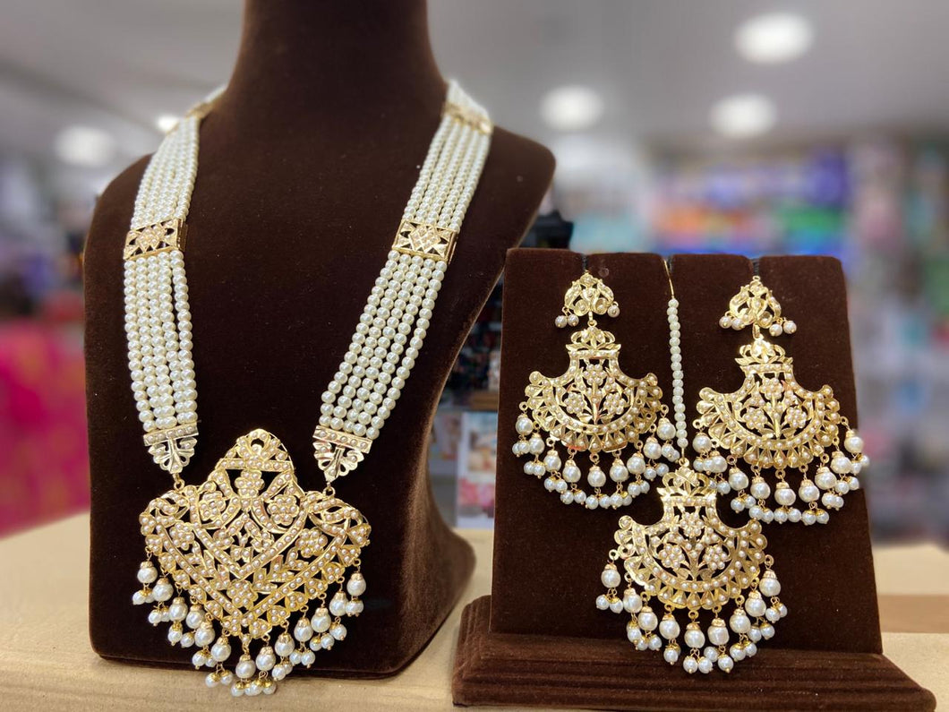 Indian Jewellery Bridal Jadau Sets Moti Pearl and Gold plated DS40 White