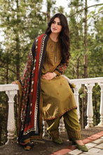 Load image into Gallery viewer, Zara Shahjahan | Coco Winter Collection 2022 | ZW22-5B
