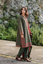 Load image into Gallery viewer, Zara Shahjahan | Coco Winter Collection 2022 | ZW22-7A