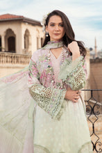 Load image into Gallery viewer, Shop the latest trends of Maria B Lawn 2020 Clothes Unstitched/ready to D-2106-B - Maria B Lawn 2020 ar 3 Piece Suits for the NIKAH OUTFITS. Available for customisation at LebaasOnline. MARIA B M PRINT LUXURY, digital print attire and PAKISTANI DRESSES ONLINE for Women. free shipping UK, USA, and worldwide 