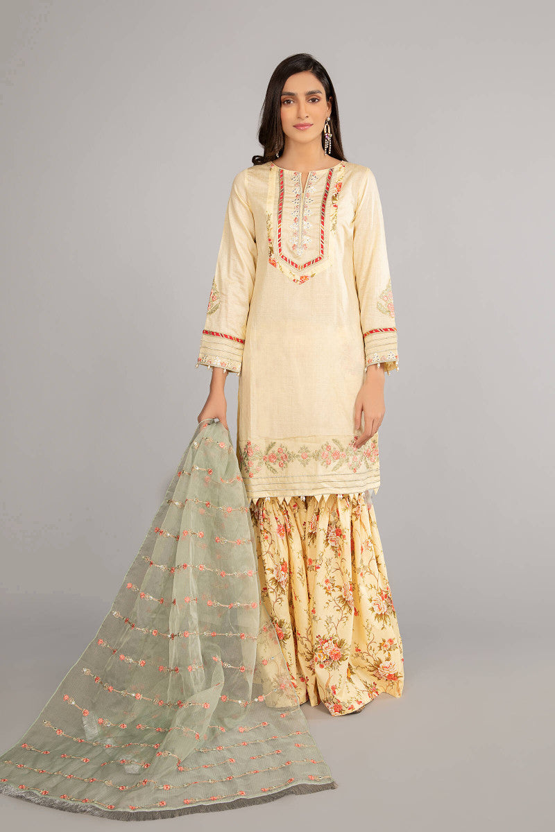 Buy Maria B Suit Yellow DW-EA20-16 Ready to Wear and Stitched. READY MADE MARIA B EID COLLECTION 2021 Rejoice this Eid ambiance with balance of dynamic hues with NEW Pakistani designer clothes 2021 from the top fashion designer such as MARIA. B online in UK & USA Express shipping to London Manchester & worldwide 