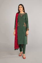 Load image into Gallery viewer, Buy Maria B Suit Green DW-EF21-28 Ready to Wear and Stitched. READY MADE MARIA B EID COLLECTION 2021 Rejoice this Eid ambiance with balance of dynamic hues with NEW Pakistani designer clothes 2021 from the top fashion designer such as MARIA. B. online in UK &amp; USA Express shipping to London Manchester &amp; worldwide 