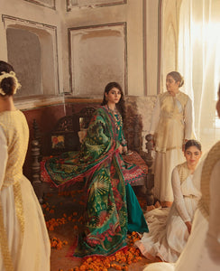 REPUBLIC WOMEN'S WEAR | NIGHAT LAWN COLLECTION '21 | D1 Emerald Green Winter wear for the Pakistani look. The Velvet salwar kameez, winter shawls designs of Republic women's wear, Maria B, Asim Jofa are available in our Pakistani designer boutique. Get Velvet suits in UK USA, France from Lebaasonline