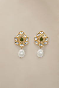 Buy Maria B Jewelry | Heritage Jewelry | JSD-016-Green Peridot with Pearl Lavishly exaggerated high quality Zircon fine earring This jewelry is from Maria B Heritage Collection 2022 in the UK USA and Australia. We are the largest stockist of Maria B Pakistani Jewelry, Ring Jhoomar Ranihaar necklace and earrings.
