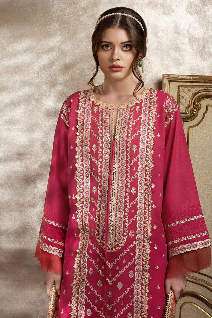 Buy Sobia Nazir’s Luxury Lawn Collection 2021 Pink Lawn Dress from our website We are largest stockists of Sobia Nazir Lawn 2021 Maria b Pret collection The Pakistani suits are now trending in Mehndi, Eid Dresses Party dresses and Bridal Collection Buy dresses in Birmingham, UK USA Spain from Lebaasonline in SALE!