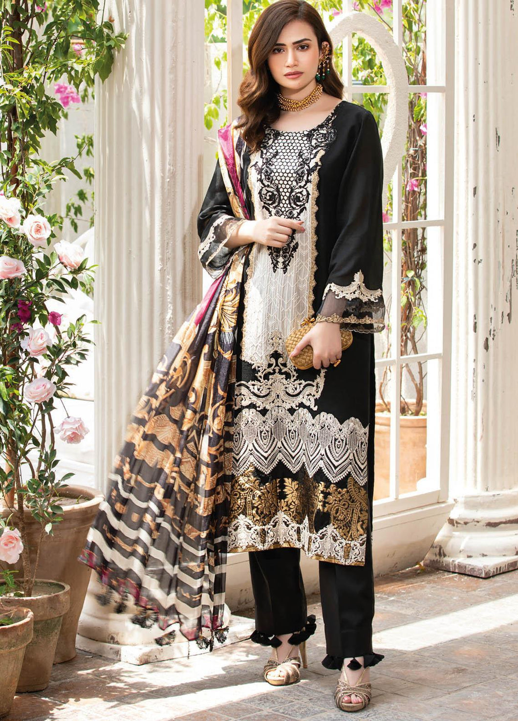 Buy Manara Luxury Lawn 2021, Black from Lebaasonline Pakistani Clothes Stockist in the UK best price- SALE ! Shop Noor LAWN 2021, Maria B Lawn 2021 Summer Suits, Pakistani Clothes Online UK for Wedding, Party & Bridal Wear. Indian & Pakistani Summer Dresses by Manara Luxury Lawn 2021 in the UK & USA at LebaasOnline