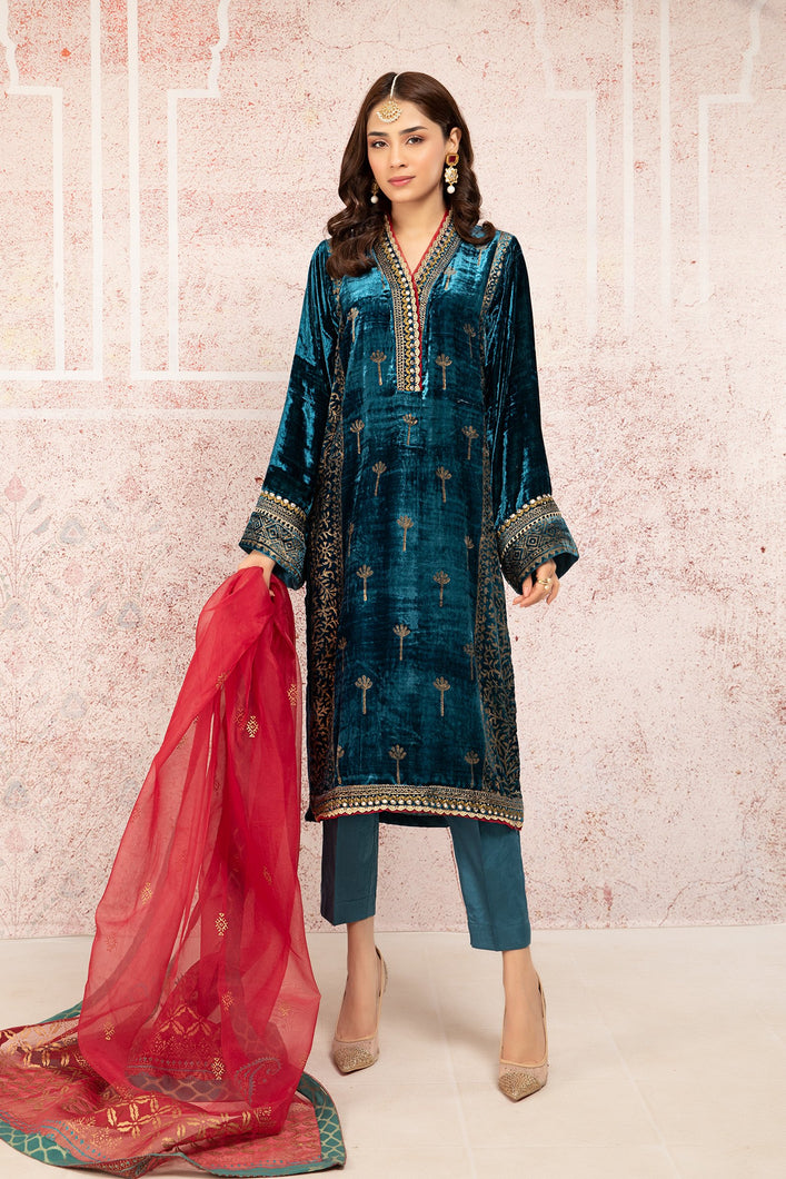 Buy Maria B Suit Blue SF-W21-09 Blue color Ready to Wear. READY MADE MARIA B BRIDAL COLLECTION UK 2021 Rejoice this season with balance of dynamic hues with  Pakistani Wedding designer clothes 2021 from the top fashion designer such as MARIA. B online in UK & USA Express shipping to London Manchester & worldwide 