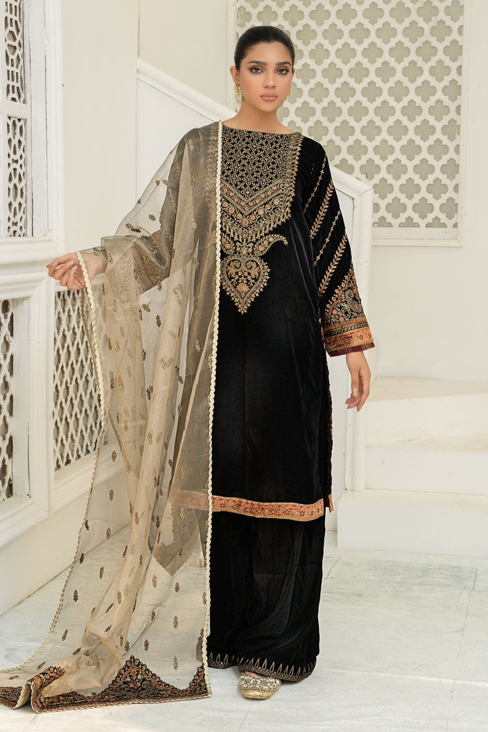 Buy Suit Black SF-W22-07 | Maria B Ready to Wear Online dresses UK 2021 Rejoice this season with balance of dynamic hues with PAKISTANI WEDDING DRESSES ONLINE UK from the top fashion designer such as MARIA. B online in UK & USA Express shipping to London Manchester & worldwide from Lebaasonline only