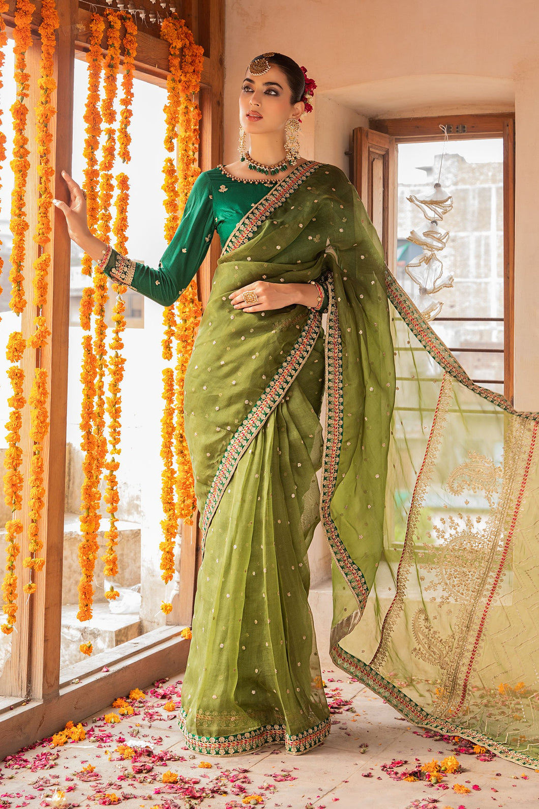 Buy Suit Green SF-W22-20 | Maria B Ready to Wear Online dresses UK 2022 Rejoice this season with balance of dynamic hues with PAKISTANI WEDDING DRESSES ONLINE UK from the top fashion designer such as MARIA. B online in UK & USA Express shipping to London Manchester & worldwide from Lebaasonline only