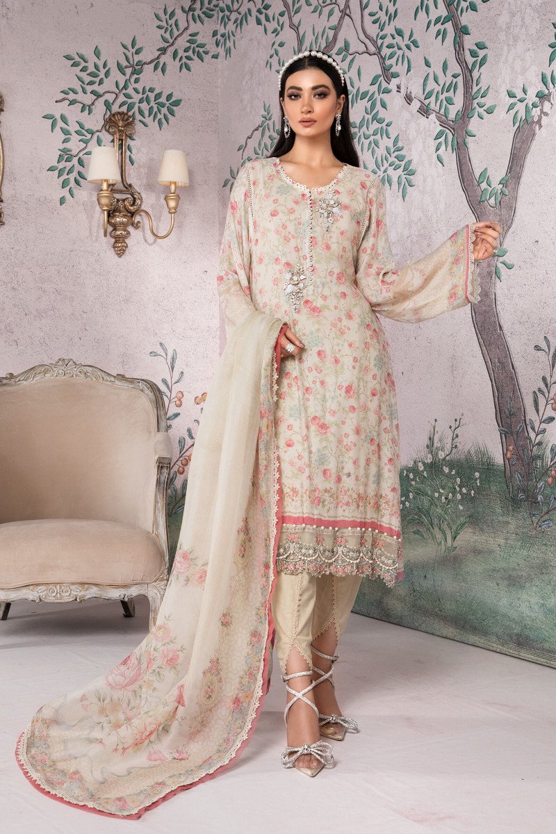 Buy Maria B Silk Net '21 | SN-106 Peach @lebaasonline. Maria b Silk Net Collection 2021 has varied variety of colors. Pakistani Silk dresses USA are exclusively in demand for evening & Party Wear. Indian Bridal dresses online UK can be customized at our designer boutique in USA, France from Lebaasonline at SALE!
